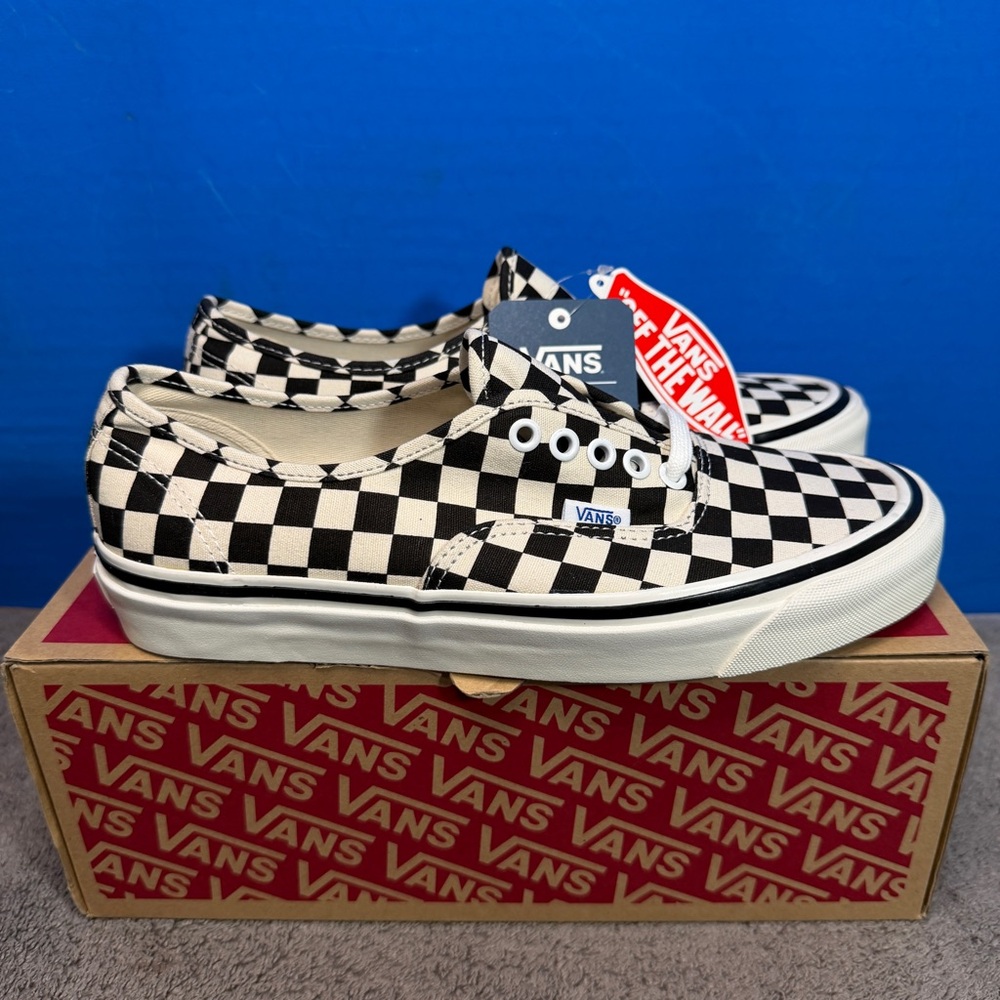 Vans Authentic 44 Dx Brand New